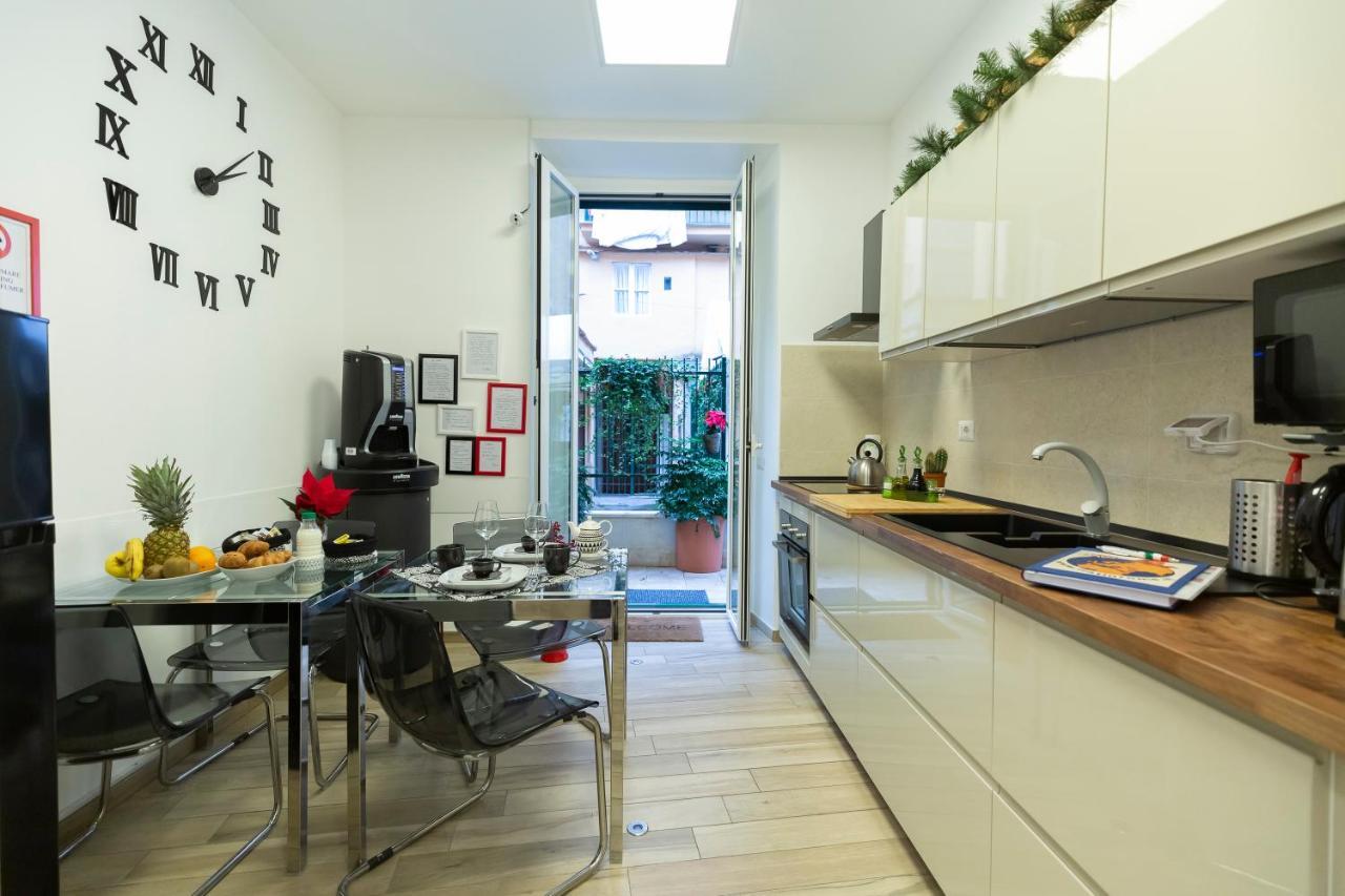 Flatinrome Trastevere Deluxe Rooms - Green Patio Bagian luar foto