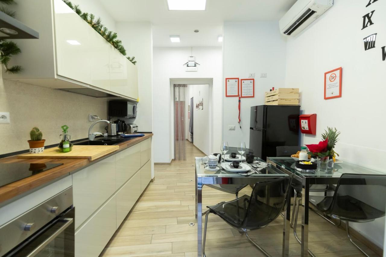 Flatinrome Trastevere Deluxe Rooms - Green Patio Bagian luar foto