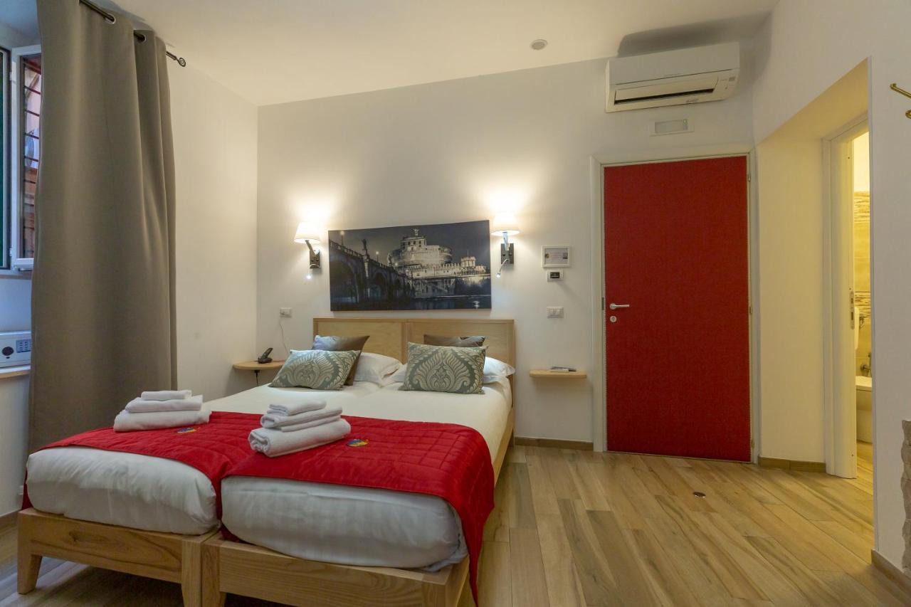 Flatinrome Trastevere Deluxe Rooms - Green Patio Bagian luar foto